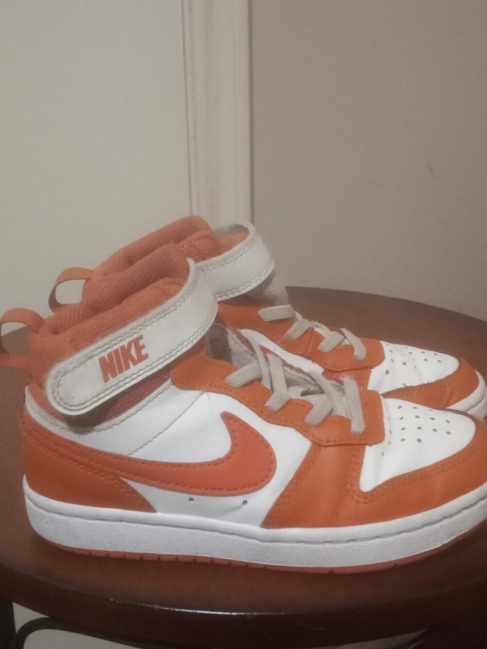 Nike Court Borough Mid High White Orange Size 11.5C Athletic Shoes CD7783-128